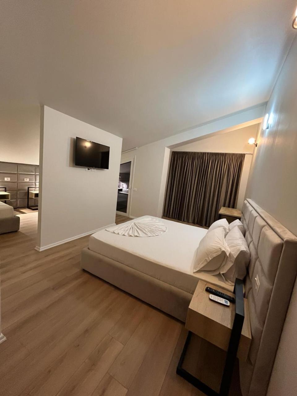Hotel Noel Vlorë Eksteriør bilde